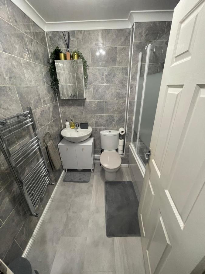 Hensh Homes St Helens  Экстерьер фото
