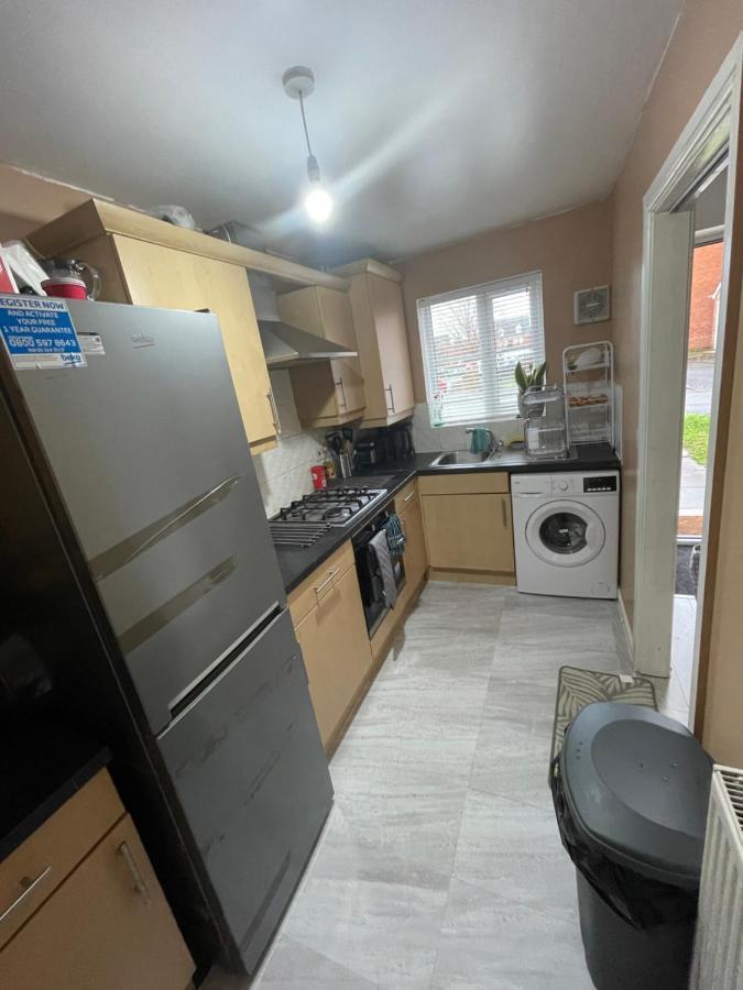 Hensh Homes St Helens  Экстерьер фото